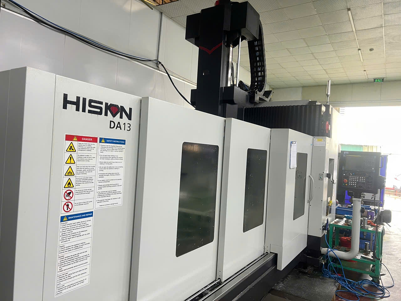 HISION DA13 double-column machining center at Factory 01